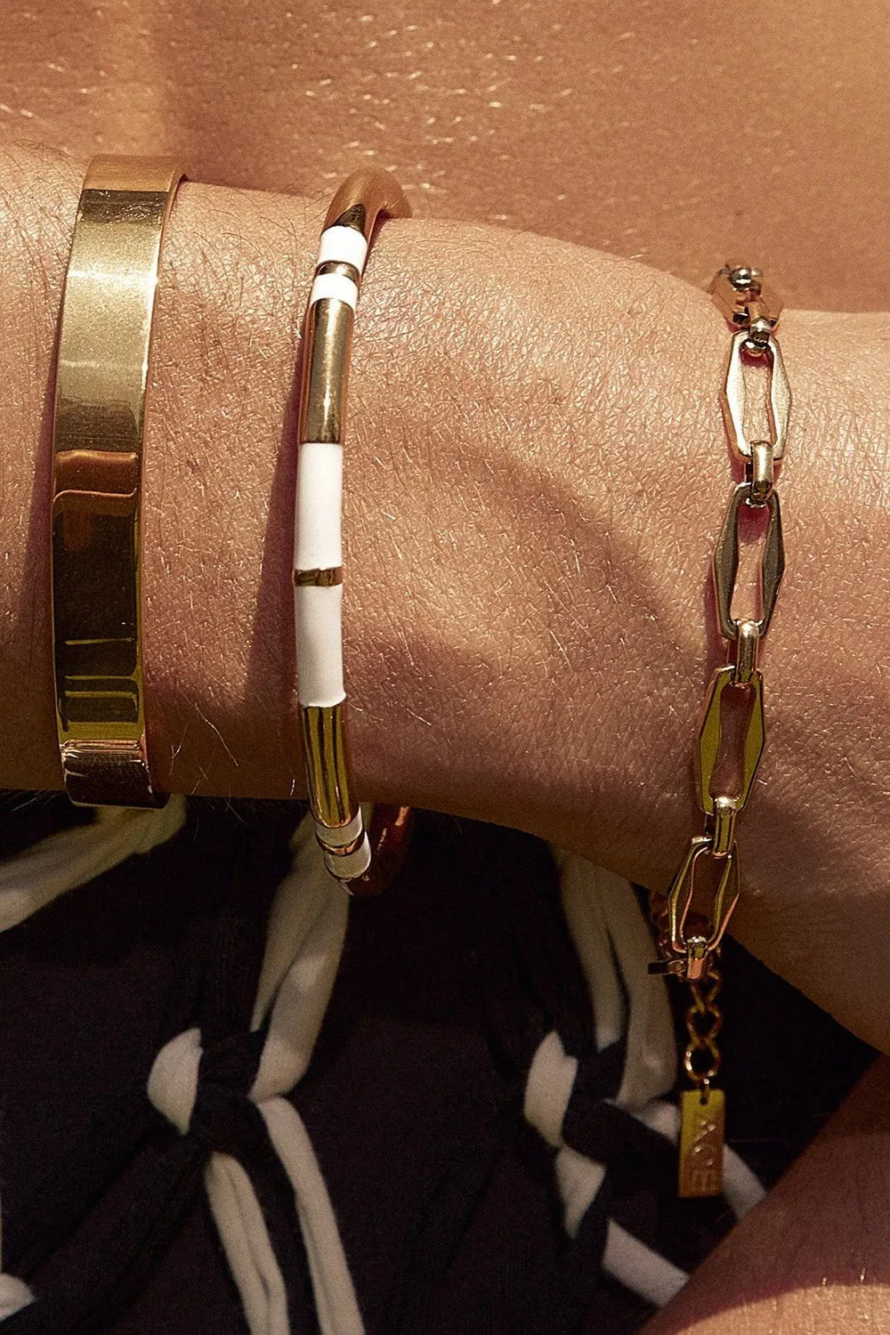 ARMS OF EVE LEO BRACELET - GOLD PLATED