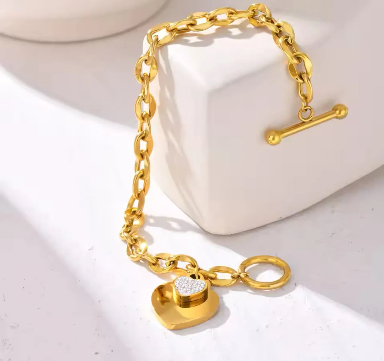 Love Heart Charm Bracelets for Women S1200493